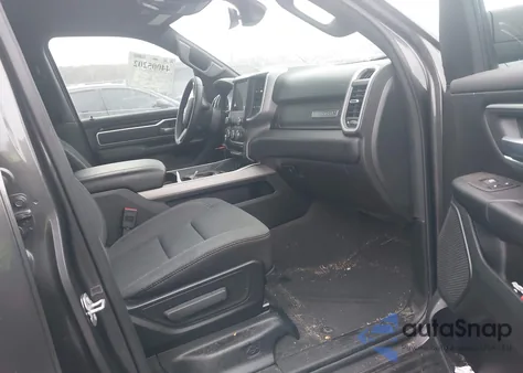 2023 Ram 1500 Big Horn 4X4 5'7 Box z USA, uszkodzony, nr VIN 1C6RRFFG3PN556036